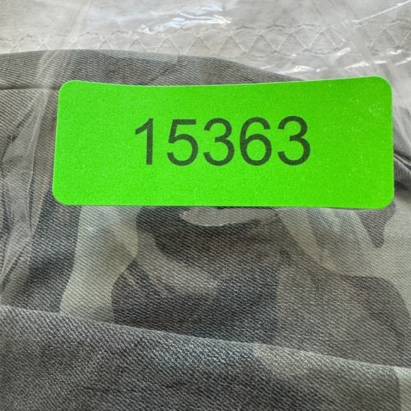 Sanctuary Standard Surplus Women's Cargo Pants Size 29 Camouflage Stretch - Picture 14 of 14